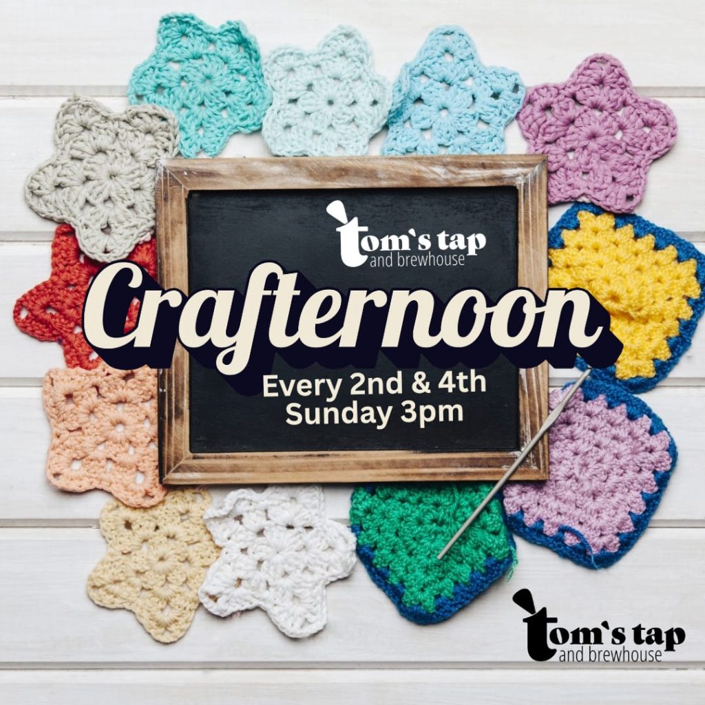 slate-framed-by-wool-bibs